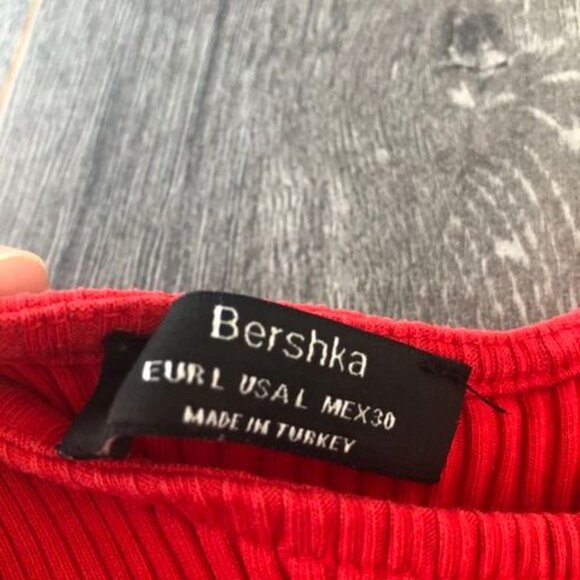 Crop Top - Picture 3 of 3